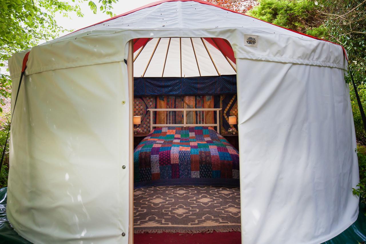 Festival Yurts Hay-On-Wye Hotel Екстериор снимка