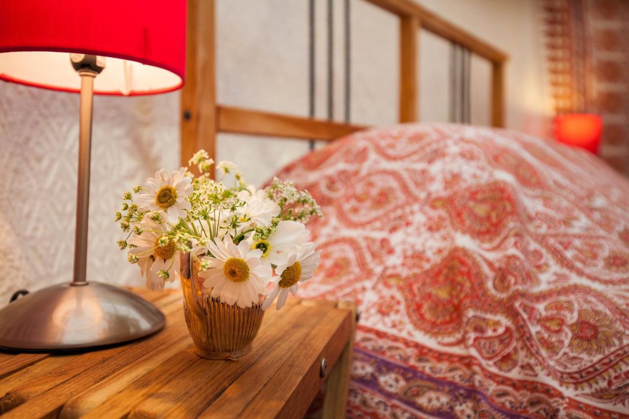 Festival Yurts Hay-On-Wye Hotel Екстериор снимка